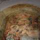 Proseguiamo poi verso il presbiterio per ammirare un colorato affresco ottocentesco che rappresenta �L'incredulit� di San Tommaso Apostolo�